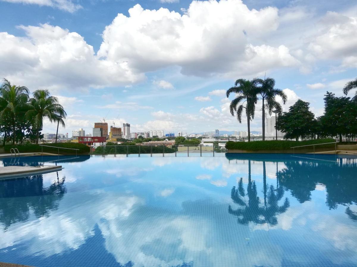 Subang City Residence, Spacious Home With Balcony, Walking Distance To Summit, 5Min To Sunway Subang Jaya Exterior foto